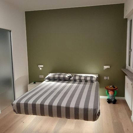 Апартаменты Monolocale Cairoli 18 Фьоренцуола-д'Арда Экстерьер фото
